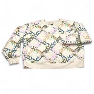 Universal Thread Women's Geometric Quilted Sweatshirt Cream Pink Green Blue NWOT